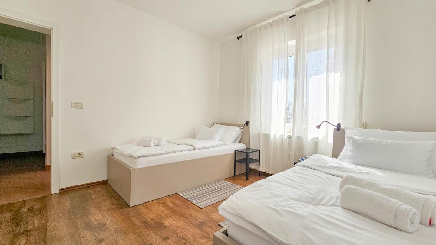 Вилла Casa Lutoma Kmeti Экстерьер фото